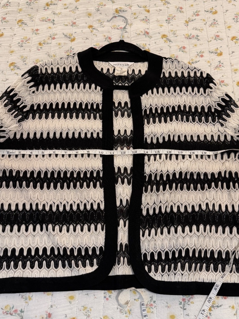 Exclusively Misook Black White Open Front Cardigan Chevron Women's 1X Sweater - Picture 5 of 7